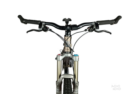 Titus Titus El Guapo 2012 - L