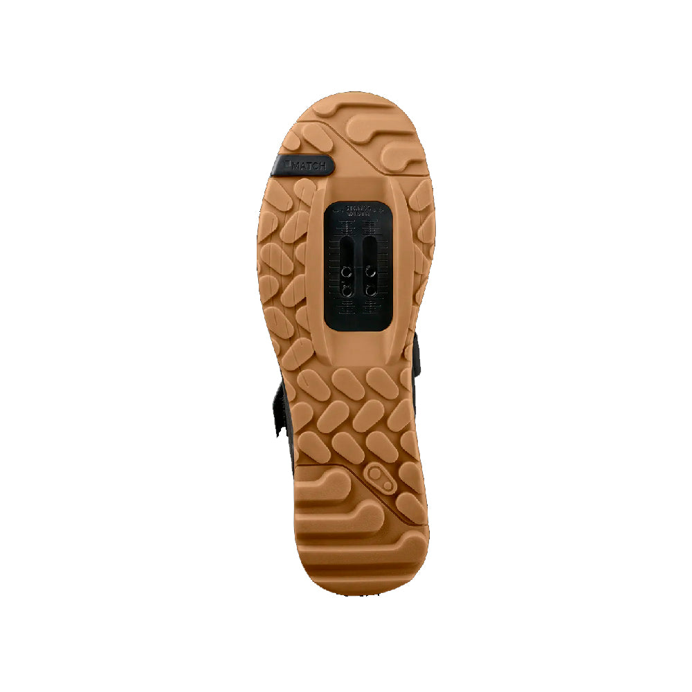 ZAPATOS MALLET TRAIL BOA - NEGRO / DORADO 10.0