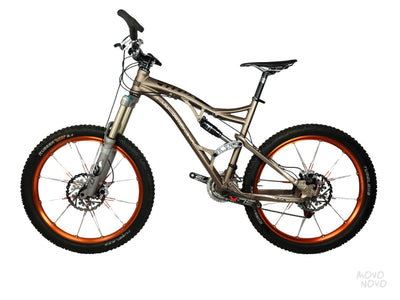 Titus Titus El Guapo 2012 - L