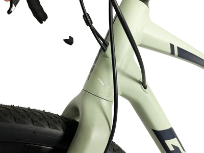 Giant Revolt 1 2021 - M1 - Bicycle